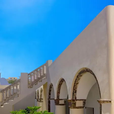 Amazing Santorini 1 Bedroom Gray With Spacious Terrace Featuring Sea Views Pýrgos